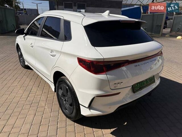 Белый БИД e2, объемом двигателя 0 л и пробегом 19 тыс. км за 15500 $, фото 8 на Automoto.ua