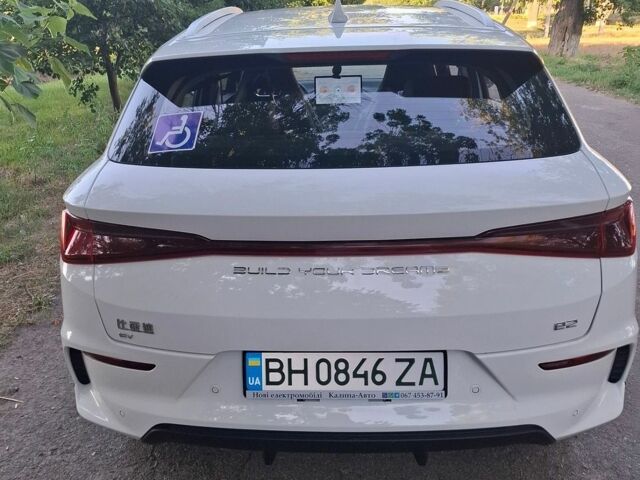 Белый БИД e2, объемом двигателя 0 л и пробегом 16 тыс. км за 18299 $, фото 10 на Automoto.ua