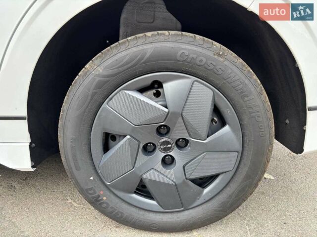 Білий БІД e2, об'ємом двигуна 0 л та пробігом 1 тис. км за 16890 $, фото 12 на Automoto.ua
