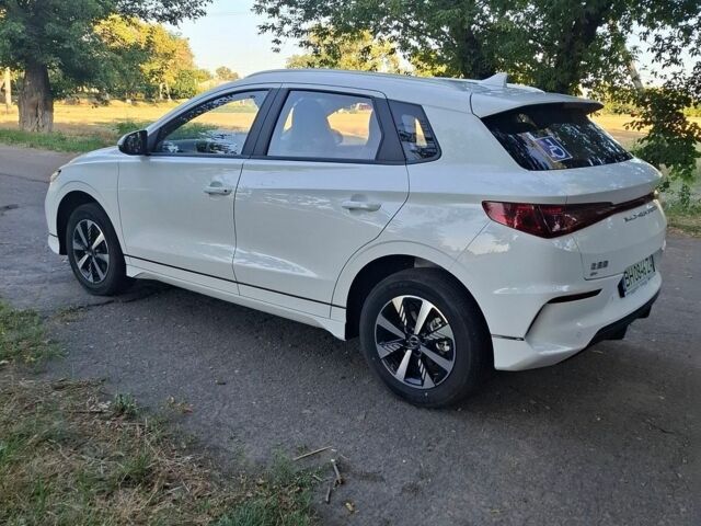 Белый БИД e2, объемом двигателя 0 л и пробегом 16 тыс. км за 18299 $, фото 3 на Automoto.ua