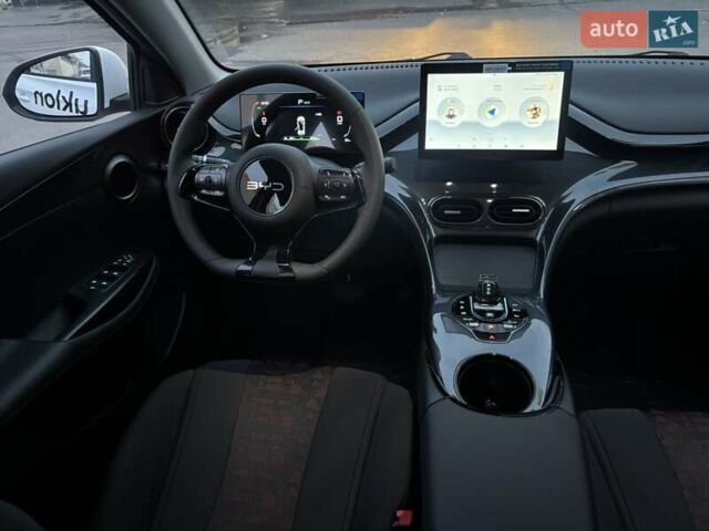 Белый БИД e2, объемом двигателя 0 л и пробегом 1 тыс. км за 17490 $, фото 10 на Automoto.ua