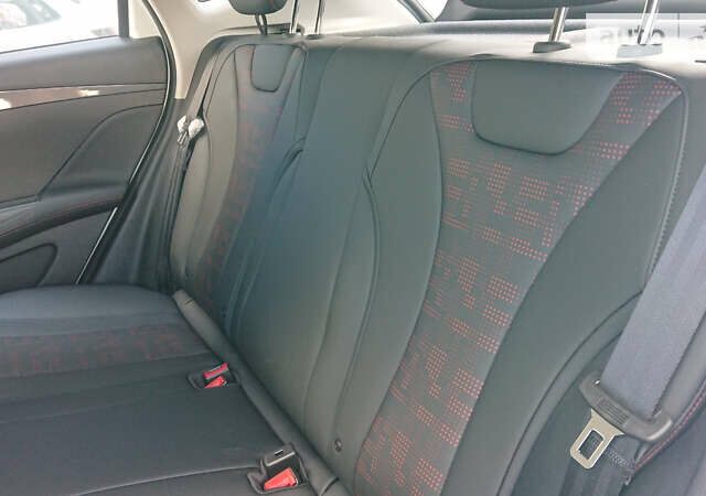 Белый БИД e2, объемом двигателя 0 л и пробегом 13 тыс. км за 16000 $, фото 13 на Automoto.ua