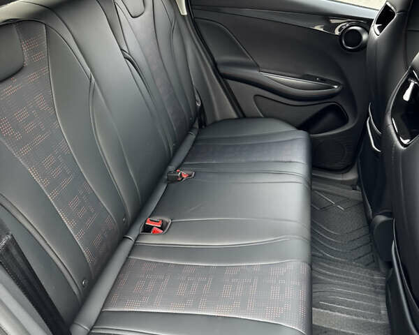 БИД e2, объемом двигателя 0 л и пробегом 1 тыс. км за 18500 $, фото 49 на Automoto.ua