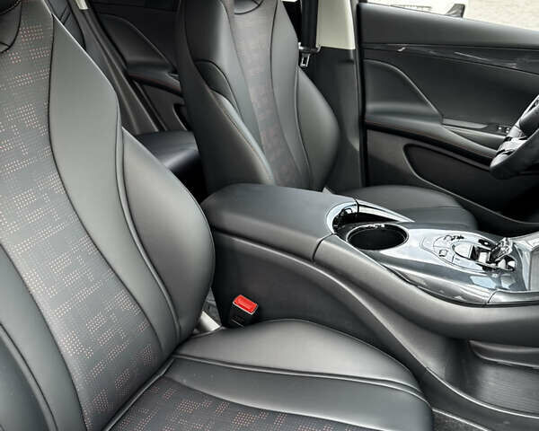 БИД e2, объемом двигателя 0 л и пробегом 1 тыс. км за 18500 $, фото 43 на Automoto.ua