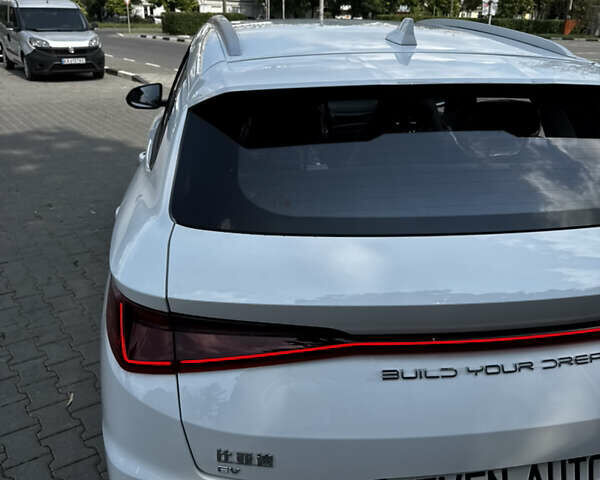 БИД e2, объемом двигателя 0 л и пробегом 1 тыс. км за 18500 $, фото 18 на Automoto.ua