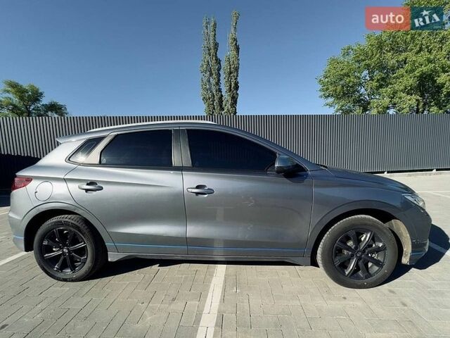 Серый БИД e2, объемом двигателя 0 л и пробегом 117 тыс. км за 11200 $, фото 5 на Automoto.ua