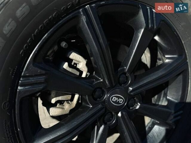 Серый БИД e2, объемом двигателя 0 л и пробегом 117 тыс. км за 11200 $, фото 12 на Automoto.ua
