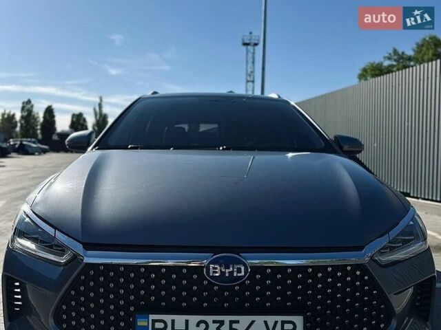 Серый БИД e2, объемом двигателя 0 л и пробегом 117 тыс. км за 11200 $, фото 1 на Automoto.ua