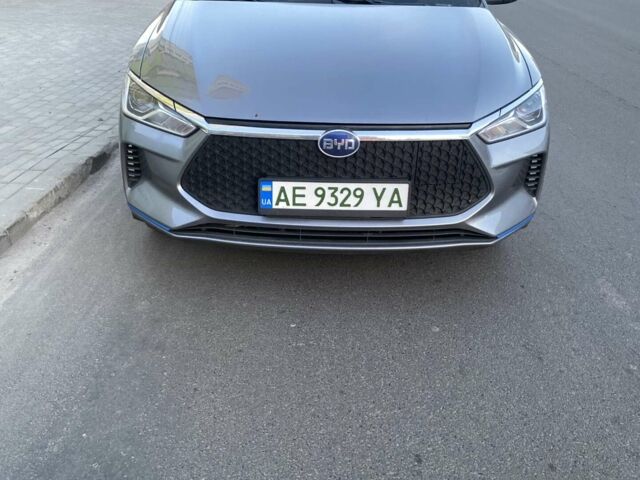 Серый БИД e2, объемом двигателя 0 л и пробегом 99 тыс. км за 13800 $, фото 7 на Automoto.ua