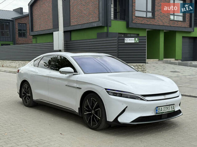Білий БІД Han, об'ємом двигуна 0 л та пробігом 90 тис. км за 22499 $, фото 6 на Automoto.ua