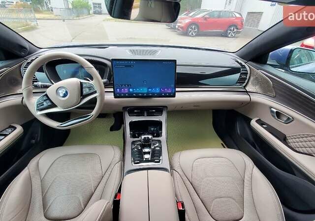 Фиолетовый БИД Han, объемом двигателя 0 л и пробегом 12 тыс. км за 34500 $, фото 5 на Automoto.ua