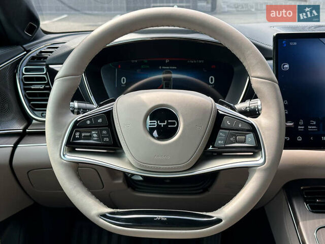 Серый БИД Han, объемом двигателя 0 л и пробегом 1 тыс. км за 37850 $, фото 39 на Automoto.ua