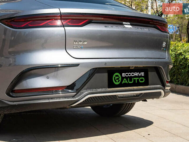 Серый БИД Han, объемом двигателя 1.5 л и пробегом 1 тыс. км за 37900 $, фото 10 на Automoto.ua