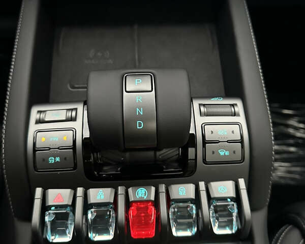 Белый БИД Leopard 3, объемом двигателя 0 л и пробегом 1 тыс. км за 26999 $, фото 10 на Automoto.ua