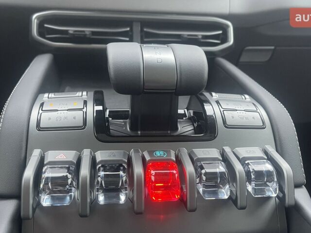 купити нове авто БІД Leopard 3 2025 року від офіційного дилера Максим Путрівка БІД фото