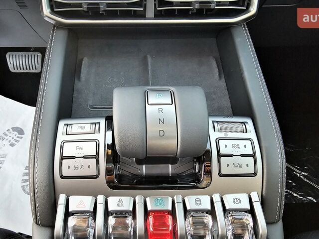 купити нове авто БІД Leopard 3 2025 року від офіційного дилера Максим Путрівка БІД фото