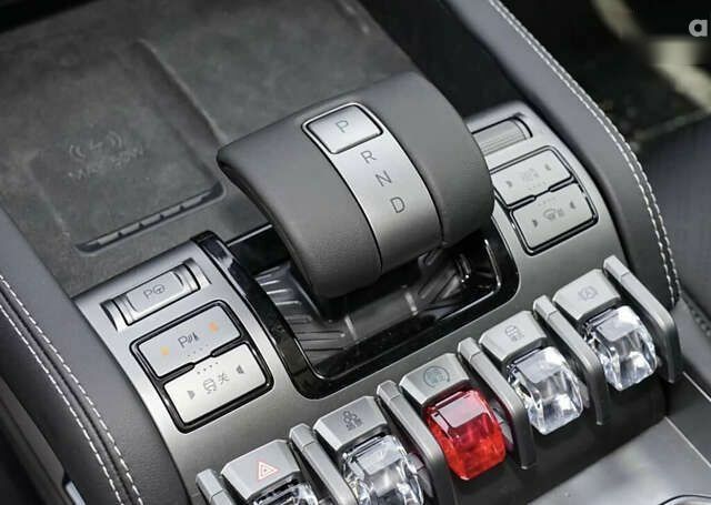 БИД Leopard 3, объемом двигателя 0 л и пробегом 1 тыс. км за 25999 $, фото 24 на Automoto.ua