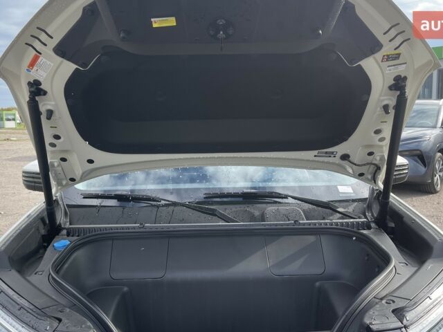 купити нове авто БІД Leopard 3 2025 року від офіційного дилера Максим Путрівка БІД фото