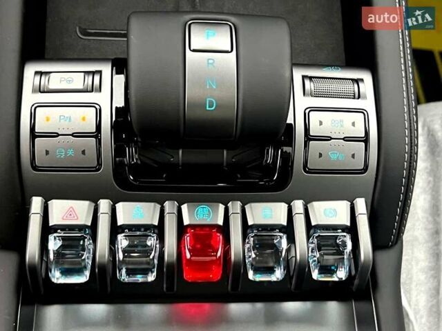 Серый БИД Leopard 3, объемом двигателя 0 л и пробегом 1 тыс. км за 28300 $, фото 61 на Automoto.ua