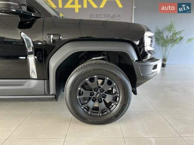 Черный БИД Leopard 5, объемом двигателя 1.5 л и пробегом 1 тыс. км за 61000 $, фото 2 на Automoto.ua