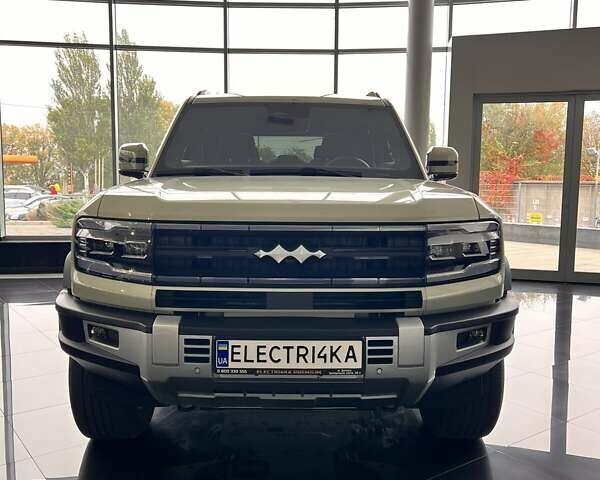 Зеленый БИД Leopard 5, объемом двигателя 1.5 л и пробегом 1 тыс. км за 46000 $, фото 3 на Automoto.ua