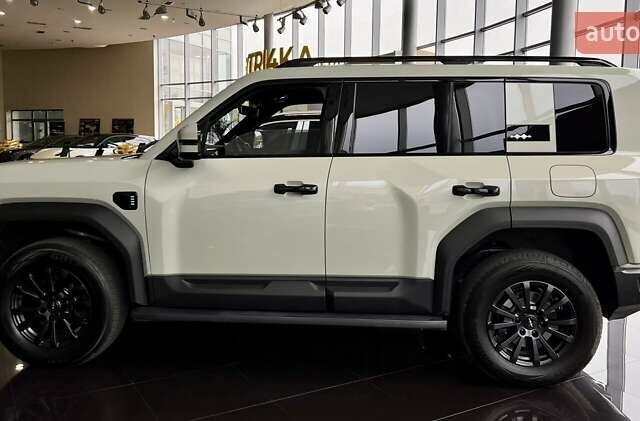 Зеленый БИД Leopard 5, объемом двигателя 1.5 л и пробегом 1 тыс. км за 46000 $, фото 4 на Automoto.ua