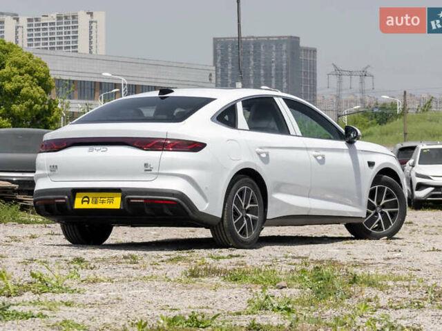 Білий БІД Qin L, об'ємом двигуна 1.5 л та пробігом 1 тис. км за 22600 $, фото 6 на Automoto.ua