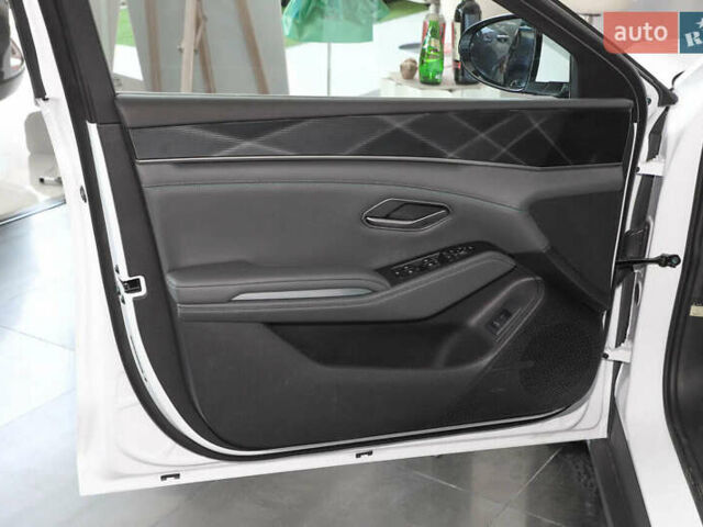 Білий БІД Qin L, об'ємом двигуна 1.5 л та пробігом 1 тис. км за 22600 $, фото 64 на Automoto.ua