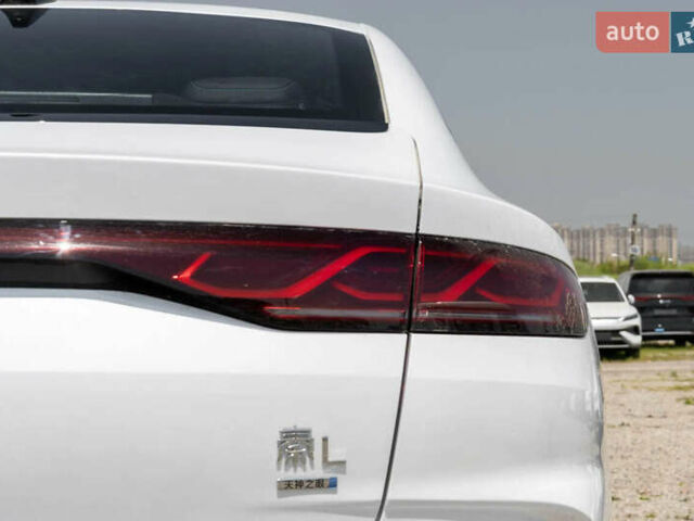 Білий БІД Qin L, об'ємом двигуна 1.5 л та пробігом 1 тис. км за 22600 $, фото 19 на Automoto.ua