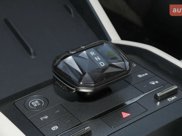 БИД Qin L, объемом двигателя 1.5 л и пробегом 0 тыс. км за 21800 $, фото 20 на Automoto.ua