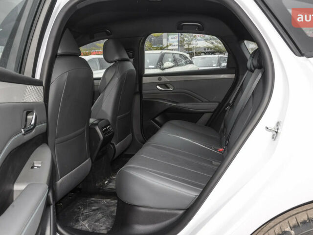 БИД Qin Plus, объемом двигателя 1.5 л и пробегом 0 тыс. км за 18500 $, фото 26 на Automoto.ua