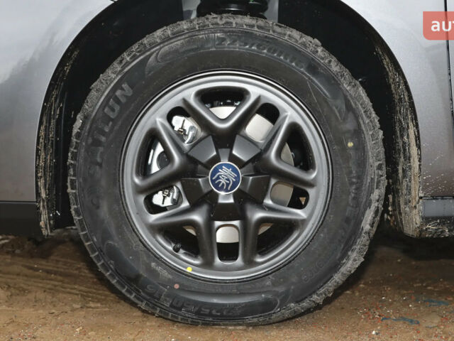 БІД Qin Plus, об'ємом двигуна 1.5 л та пробігом 0 тис. км за 19500 $, фото 10 на Automoto.ua