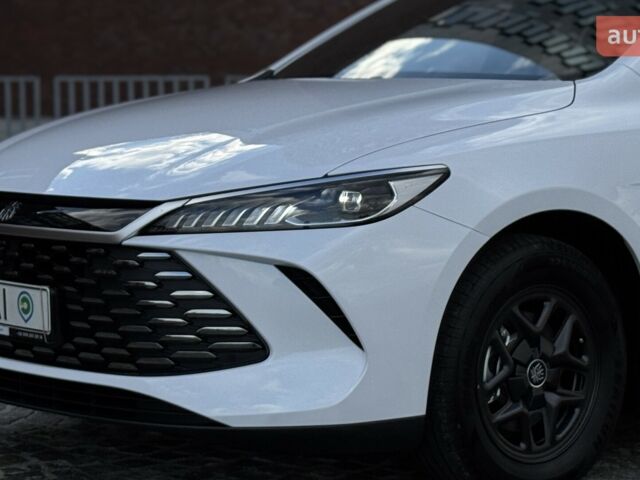 БІД Qin Plus, об'ємом двигуна 1.5 л та пробігом 0 тис. км за 18999 $, фото 1 на Automoto.ua