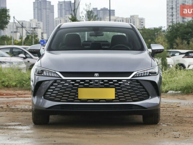 БИД Qin Plus, объемом двигателя 1.5 л и пробегом 0 тыс. км за 19500 $, фото 1 на Automoto.ua