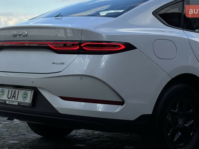 БІД Qin Plus, об'ємом двигуна 1.5 л та пробігом 0 тис. км за 18999 $, фото 9 на Automoto.ua