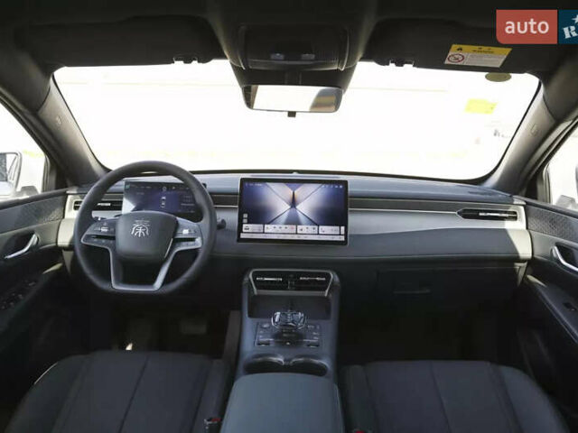 Сірий БІД Qin Plus, об'ємом двигуна 1.5 л та пробігом 1 тис. км за 17500 $, фото 10 на Automoto.ua