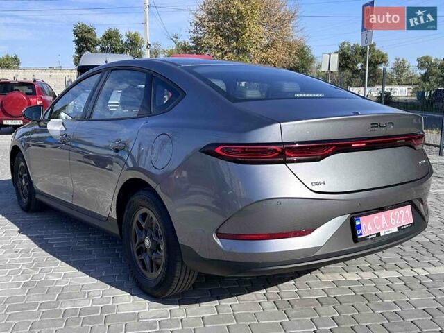 Серый БИД Qin Plus, объемом двигателя 1.5 л и пробегом 1 тыс. км за 19500 $, фото 7 на Automoto.ua