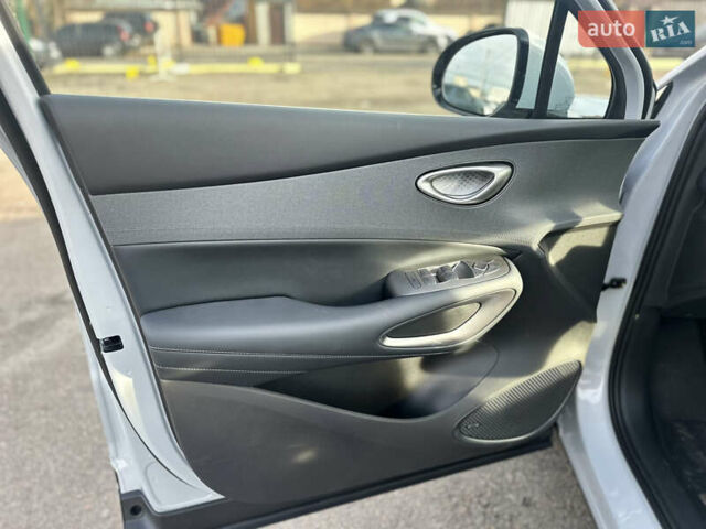 Белый БИД Sea Lion 05, объемом двигателя 0 л и пробегом 1 тыс. км за 24500 $, фото 16 на Automoto.ua