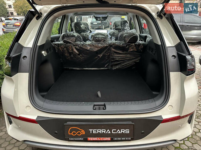 Бежевый БИД Sea Lion 05, объемом двигателя 0 л и пробегом 1 тыс. км за 25000 $, фото 12 на Automoto.ua