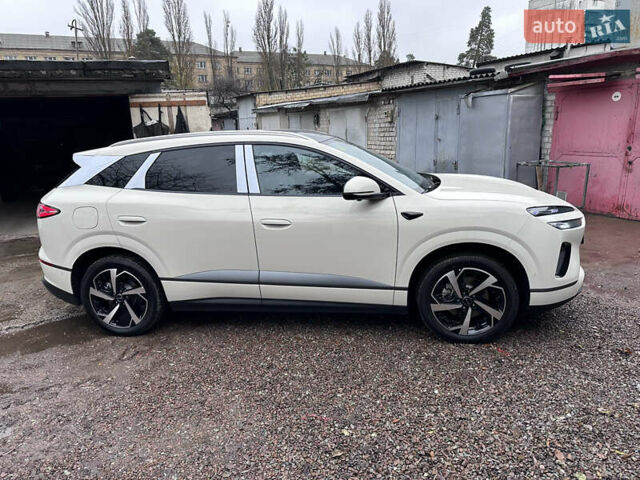 Бежевый БИД Sea Lion 06, объемом двигателя 0 л и пробегом 1 тыс. км за 28700 $, фото 5 на Automoto.ua