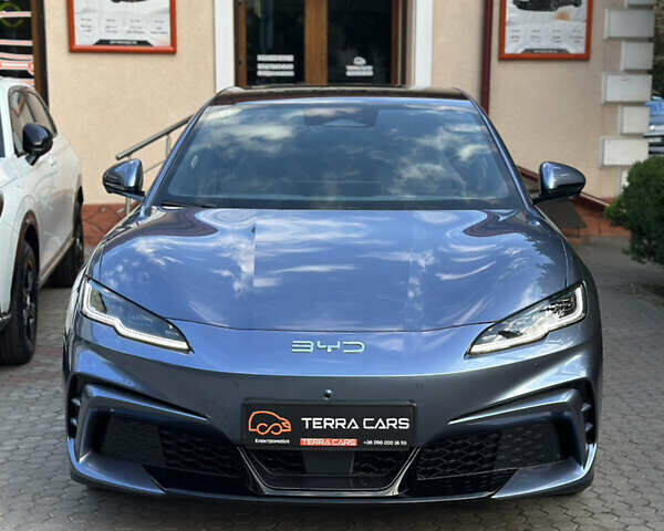 Серый БИД Seal 06 GT, объемом двигателя 0 л и пробегом 3 тыс. км за 29900 $, фото 8 на Automoto.ua