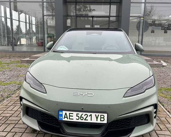 Зелений БІД Seal 06 GT, об'ємом двигуна 0 л та пробігом 11 тис. км за 22500 $, фото 3 на Automoto.ua