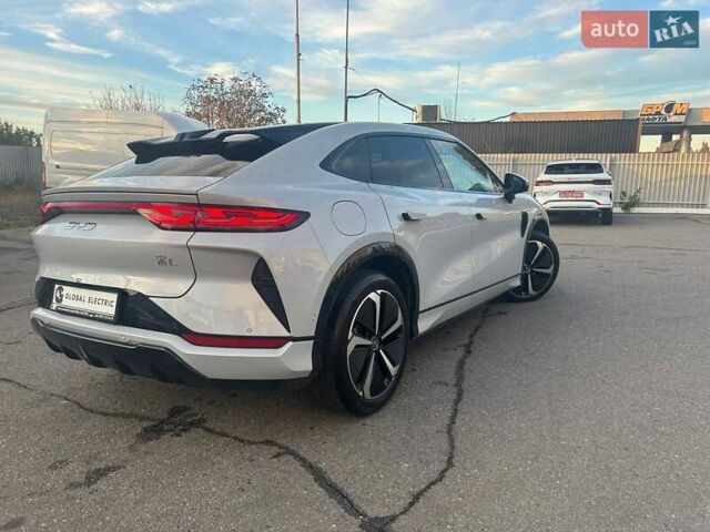 Белый БИД Song L, объемом двигателя 0 л и пробегом 13 тыс. км за 32200 $, фото 4 на Automoto.ua