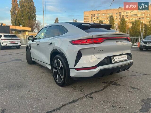 Белый БИД Song L, объемом двигателя 0 л и пробегом 13 тыс. км за 32200 $, фото 6 на Automoto.ua