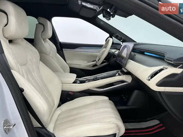 Белый БИД Song L, объемом двигателя 0 л и пробегом 1 тыс. км за 26400 $, фото 8 на Automoto.ua