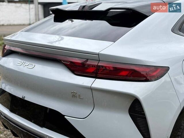 Белый БИД Song L, объемом двигателя 0 л и пробегом 1 тыс. км за 27499 $, фото 8 на Automoto.ua