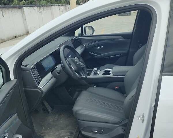 Білий БІД Song L, об'ємом двигуна 1.5 л та пробігом 3 тис. км за 28500 $, фото 8 на Automoto.ua