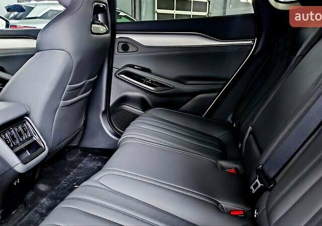 Белый БИД Song L, объемом двигателя 0 л и пробегом 1 тыс. км за 32900 $, фото 2 на Automoto.ua