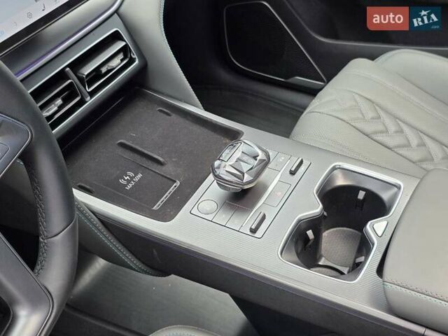 Белый БИД Song L, объемом двигателя 1.5 л и пробегом 8 тыс. км за 29900 $, фото 15 на Automoto.ua