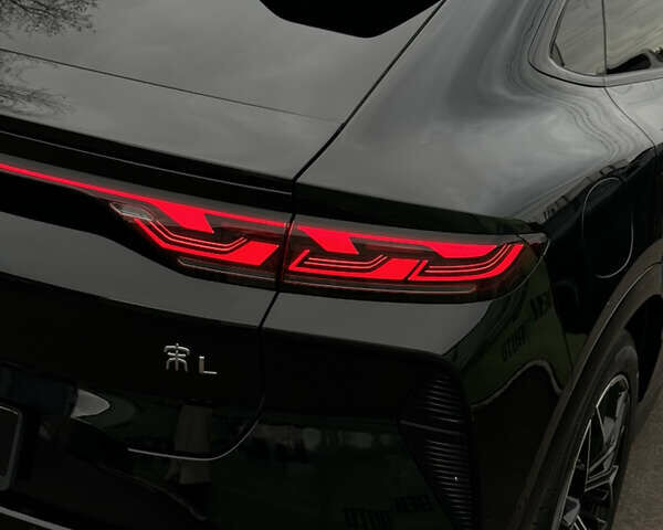 Черный БИД Song L, объемом двигателя 0 л и пробегом 1 тыс. км за 36900 $, фото 6 на Automoto.ua